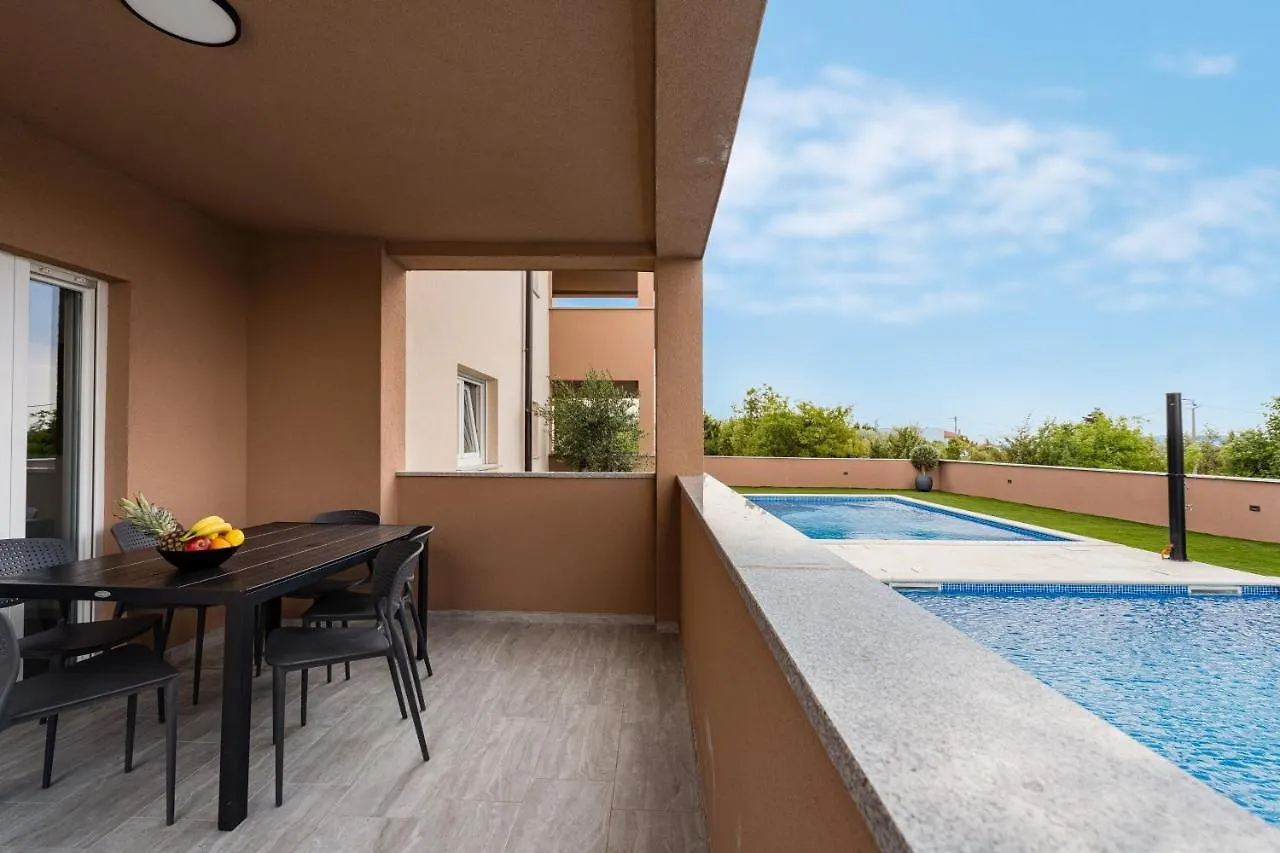 Apartmani Villa Ruby 2 马林斯卡